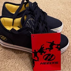 Unused Youth Heelys